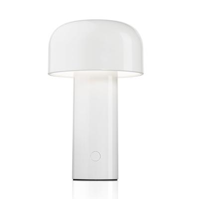 Flos Bellhop Battery Tafellamp - Wit Flos Bellhop Battery Tafellamp - Wit