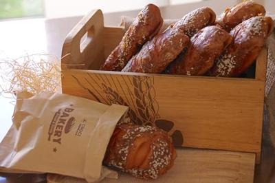 CROCI BAKERY KANEELBROODJE KIP 11,5 CM CROCI BAKERY KANEELBROODJE KIP 11,5 CM