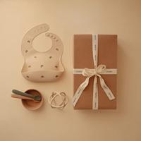 Silicone slabbetje met opvangzakje MUSHIE beige - thumbnail