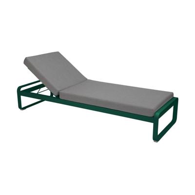 Fermob Bellevie Premium Sunlounger ligbed Cedar Green Fermob Bellevie Premium Sunlounger ligbed Cedar Green
