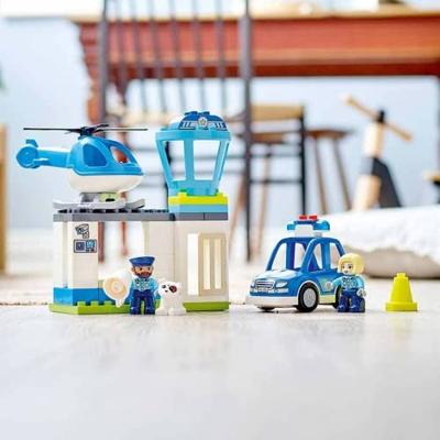 Lego Duplo 10959 Politiebureau en Helikopter