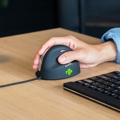 Muis R-Go Ergonomisch HE Break Draad Rechts M Muis R-Go Ergonomisch HE Break Draad Rechts M