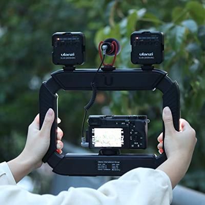 Ulanzi U200 Ringlamp Video Rig - met telefoonhouder en ingebouwde powerbank - thumbnail