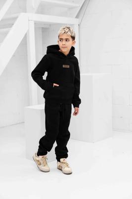 Cou7ure Essentials Rubber Trainingspak Kids Zwart - Maat 164 - Kleur: Zwart | Soccerfanshop