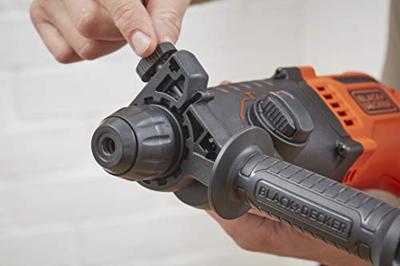 BLACK+DECKER BEHS01 650W 1.4J SDS+ Boorhamer | Zijhandgreep | Dieptestop | 6mm en 8mm betonboor | Boorkopadapter - BEHS01-QS BLACK+DECKER BEHS01 650W 1.4J SDS+ Boorhamer | Zijhandgreep | Dieptestop | 6mm en 8mm betonboor | Boorkopadapter - BEHS01-QS