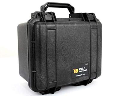 Peli 1300 Stootvaste Koffer Voor Elektronische En Optische Apparaten, Ip67 Waterdicht, Capaciteit: 6L, Gemaakt In De Vs, Met Aanpasbaar Plukschuim, Kleur: Zwart