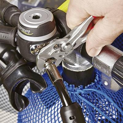 Knipex Mini-Sleuteltang | 125 mm Lengte | Tang en Schroefsleutel in Eén | Kunststof Bekleed - 86 03 125 SB