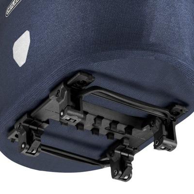 Ortlieb Up-Town Rack Urban Mand 17.5L Achterkant - Blauw Ortlieb Up-Town Rack Urban Mand 17.5L Achterkant - Blauw