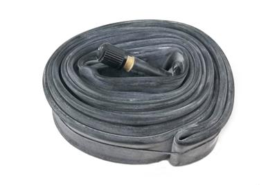 Mitas 650x28C Schrader Binnenband 40mm Mitas 650x28C Schrader Binnenband 40mm