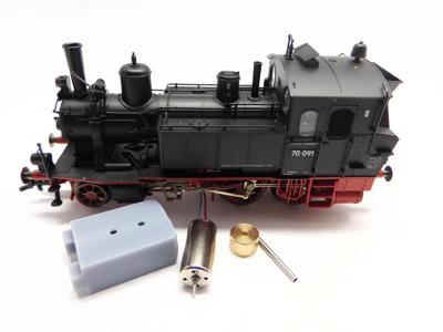 micromotor HF013F ombouwset voor Fleischmann BR 70 DB/DRG/ÖBB, K. Bay.St.B PT 2/3 micromotor HF013F ombouwset voor Fleischmann BR 70 DB/DRG/ÖBB, K. Bay.St.B PT 2/3