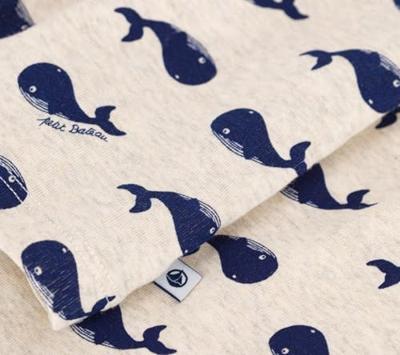Pyjama voor kinderen met walvisprint van PETIT BATEAU ecru