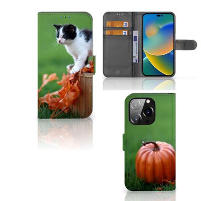 iPhone 14 Pro | Telefoonhoesje | Met pasjeshouder | Kitten