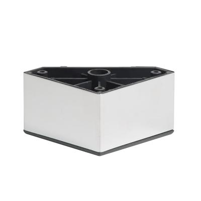 Meubelpoot chroom vierkant 8 bij 8 cm en hoogte 5 cm van kunststof