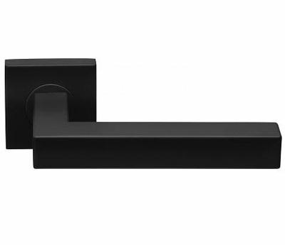 Formani Basics BSQ1-G deurkruk geveerd op vierkant rozet - mat zwart