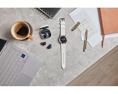 Smartwatch Samsung SM-R895FZSAPHE 1,4" 16 GB Zilverkleurig 1,4" Smartwatch Samsung SM-R895FZSAPHE 1,4" 16 GB Zilverkleurig 1,4"