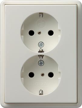 Gira wandcontactdoos 2-voudig met randaarde en kinderbeveiliging zuiverwit