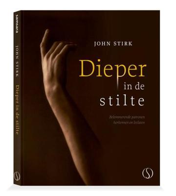 Dieper in de stilte (Paperback)