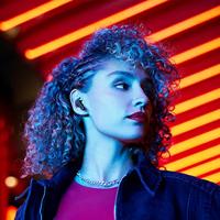 Urbanista Atlanta Hybrid Active Noise Cancelling Wireless Earbuds, Deep Bass Spatwaterbestendige Koptelefoon, Bluetooth Multipoint Oordopjes, Transparantie Modus, Draadloze Oplaadcase, Staal Blauw - thumbnail