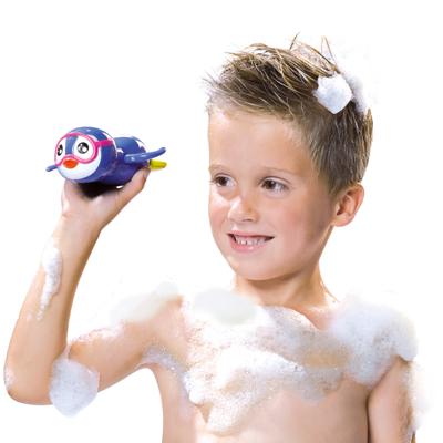 SES Creative Zwemmende pinguïn blauw