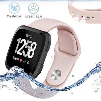 By Qubix - Compatible met Fitbit Versa 1/2 & Lite siliconen bandje - Maat: Small - Zand roze - Compatible fitbit bandje