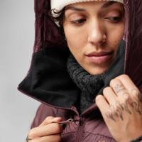 Fjällräven Dames Winterparka Snow Flake Parka W, port, Maat: S - thumbnail