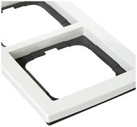 Busch-Jaeger 2CKA001754A4111 Frame Frame 3-voudig Solo Wit, Verkeerswit 1 stuk(s) - thumbnail