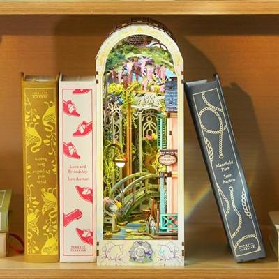 Tone-Cheer Giverny Garden Book Nook met Verlichting Bouwpakket Modelbouw