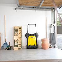 Kärcher Home & Garden S4 Twin Veegmachine Handmatig Werkbreedte: 680 mm 1 stuk(s) - thumbnail