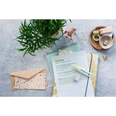 Edding Textmarker | oranje | streepbreedte 2-5 mm spitse punt | 10 stuks - 4-24006 4-24006 Edding Textmarker | oranje | streepbreedte 2-5 mm spitse punt | 10 stuks - 4-24006 4-24006