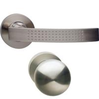 Wisselgarnituur rechts 1696 William op rond rozet 7mm nokken met profielcilindergat plaatjes nikkel - thumbnail