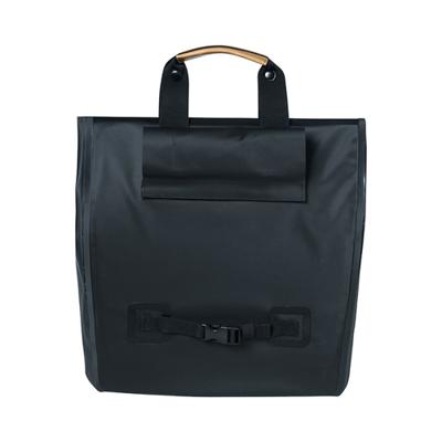Basil urban dry shopper - waterdichte fietsshopper, vegan leather details, verstelbare sluiting, reflectie, mat zwart - thumbnail