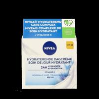 Nivea Essentials Hydraterende Dagcrème SPF 30 - thumbnail