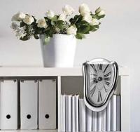 Melting Clock - Gesmolten klok - thumbnail