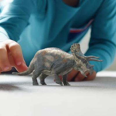 schleich DINOSAURS Triceratops 15050