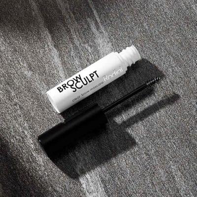 Rodial Brow Sculpt Clear Brow Mascara 4ml Dames Rodial Brow Sculpt Clear Brow Mascara 4ml Dames