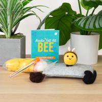 Gift Republic DIY kit - Bij Naaldvilten - thumbnail