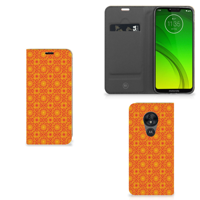 Motorola Moto G7 Power Hoesje met Magneet Batik Oranje - thumbnail
