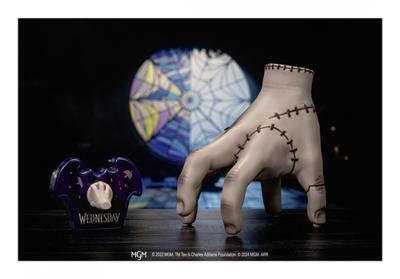 Wednesday Thing op afstand bestuurbare auto - thumbnail