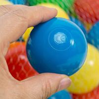 Ballenbak met 200 ballen in verschillende kleuren - thumbnail
