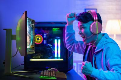 Philips Evnia 34M2C6500/00 34 Wide Quad HD 175Hz Curved OLED Monitor Philips Evnia 34M2C6500/00 34 Wide Quad HD 175Hz Curved OLED Monitor