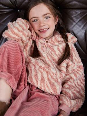 Meisjessweater met capuchon van sherpa roze (poederkleur)