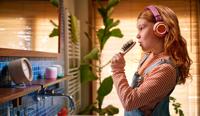 Philips TAK4200MP 4200-serie On Ear draadloze opvouwbare hoofdtelefoon voor kinderen - 45 uur afspeeltijd, beperkt volume, Audio delen, 3,5 mm- en USB-C-kabel meegeleverd - Magenta Purper - thumbnail