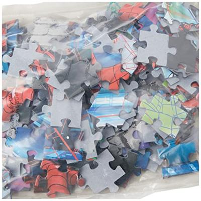 Clementoni puzzel spiderman, 180st. Clementoni puzzel spiderman, 180st.