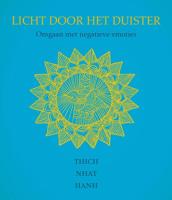Licht door het duister - Thich Nhat Hanh - ebook - thumbnail