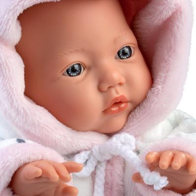 Newborn babypop Mila met zacht stippenpakje - 32 cm