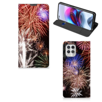 Motorola Moto G100 Hippe | Standcase | Vuurwerk - thumbnail