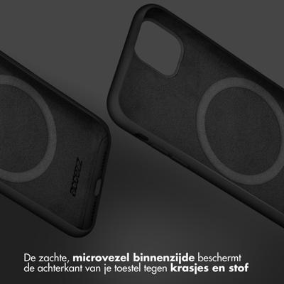 Accezz Liquid Silicone Backcover met MagSafe voor Samsung Galaxy S25 Telefoonhoesje Zwart Accezz Liquid Silicone Backcover met MagSafe voor Samsung Galaxy S25 Telefoonhoesje Zwart