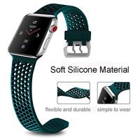 Bandje met gaatjes - Groen - Geschikt voor Apple Watch 44mm / 45mm / 46mm / 49mm - thumbnail