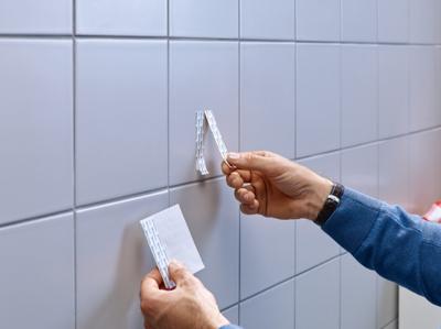 77767 Zelfklevende spijker verstelbaar Wit
