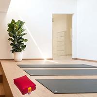 Yogi & Yogini Meditatiekussen Rechthoekig Katoen Rood - 1e Chakra - 38 x 28 x 15 cm - thumbnail